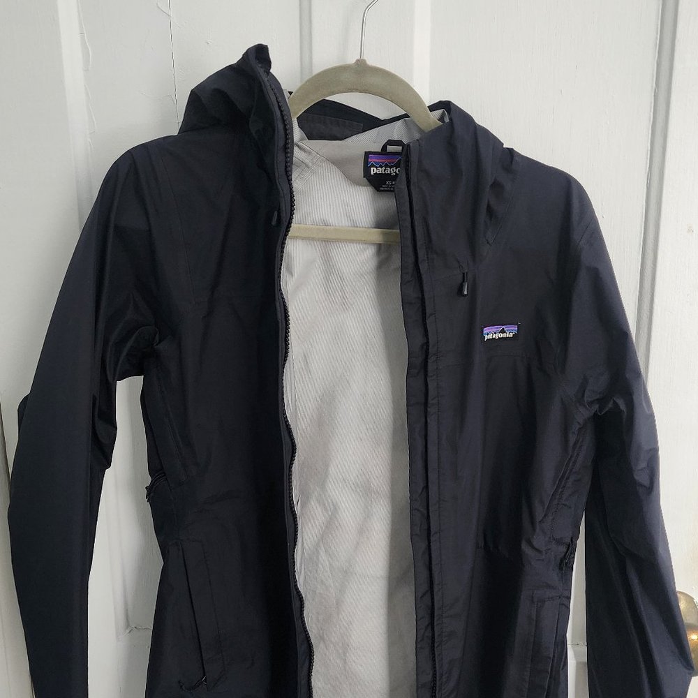 Women's XS Patagonia Torrentshell 3L Jacket, black